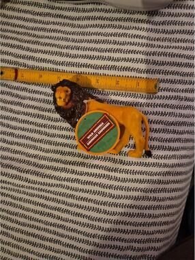 NWT ~ GREENBRIER INTERNATIONAL Plastic Lion